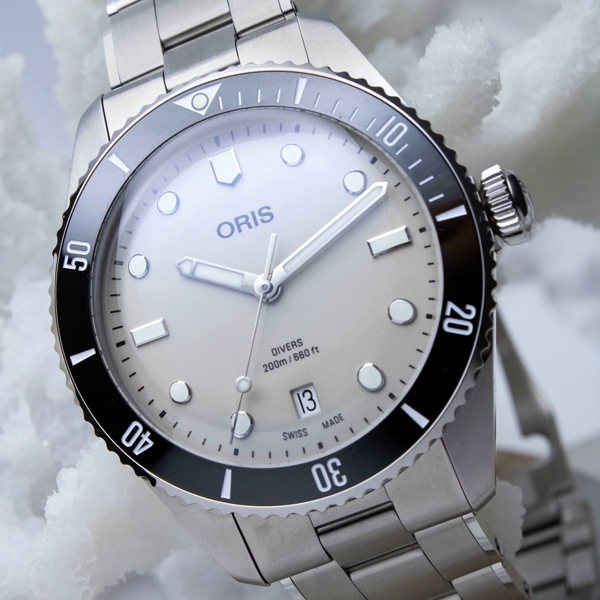 Oris Aquis Chronograph и Divers Date